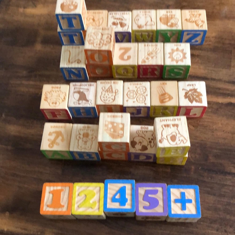 Wooden Toddlers Building Blocks